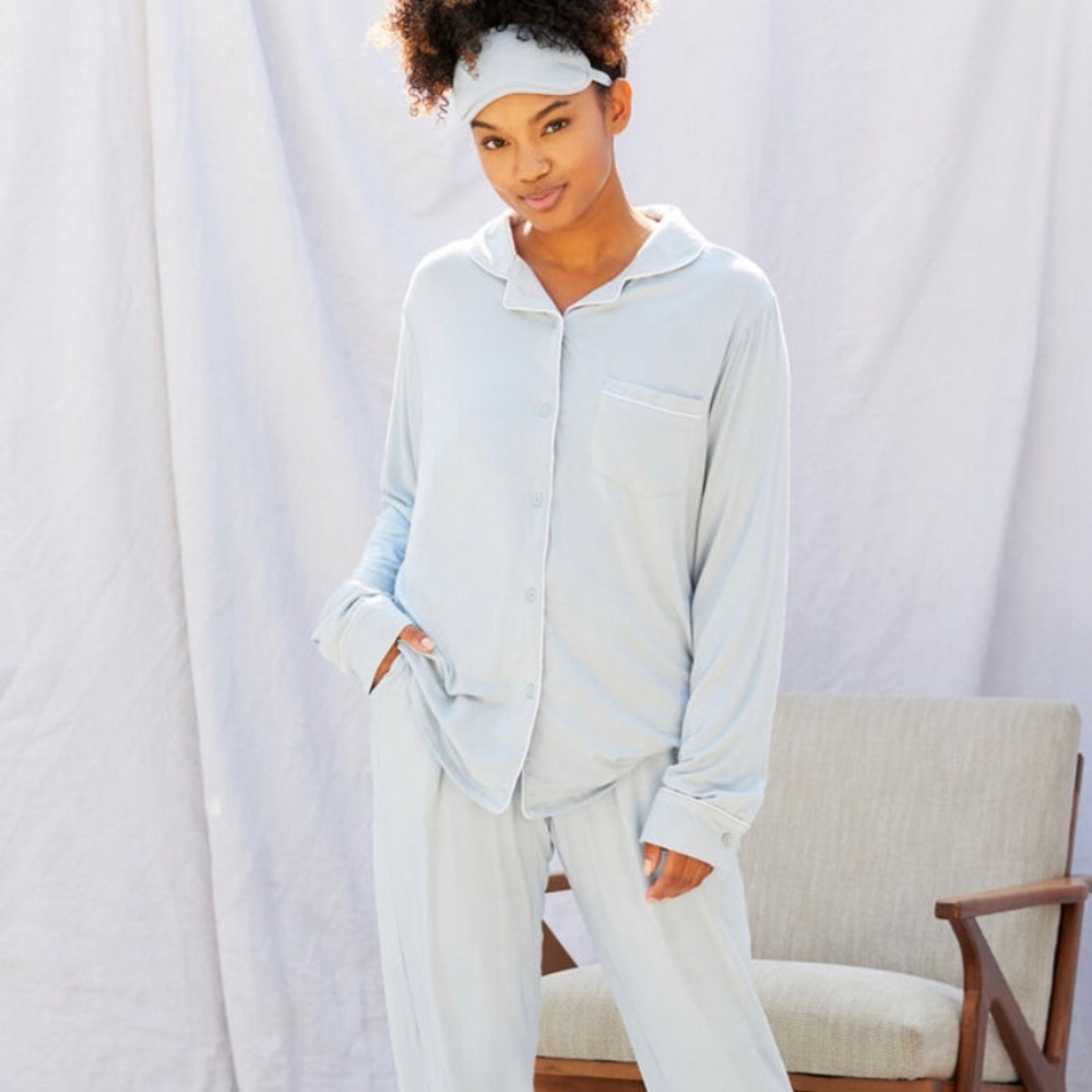 Light blue PacSun Pajama set with sleep mask NWT